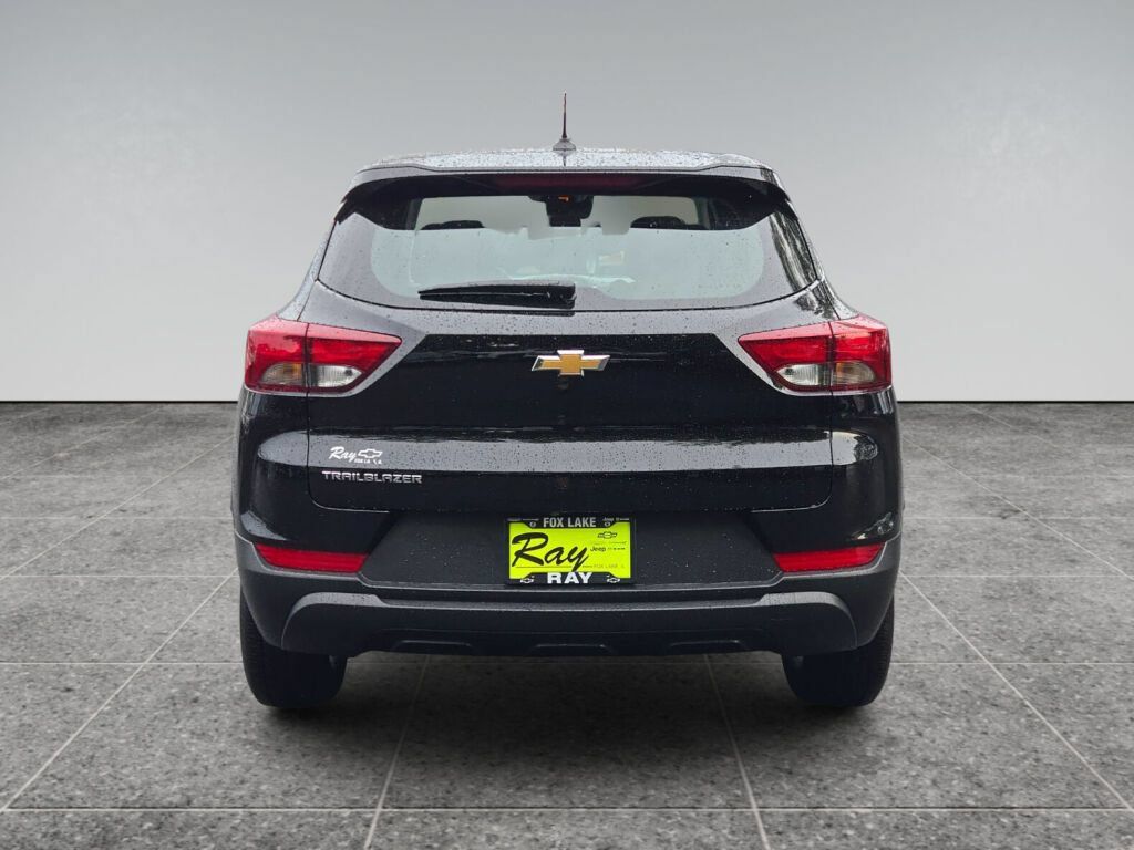 Certified 2023 Chevrolet TrailBlazer LS FWD image 7