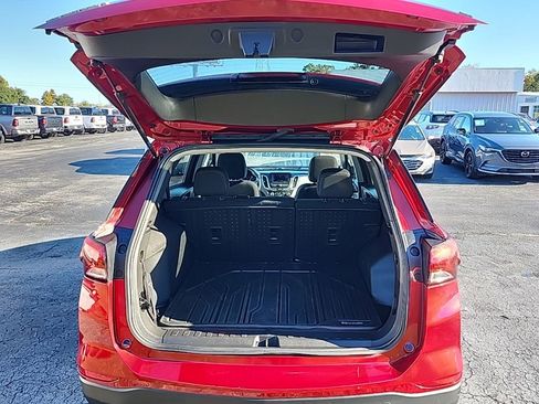 Used 2023 Chevrolet Equinox LT w/ LPO, Floor Liner Package image 17