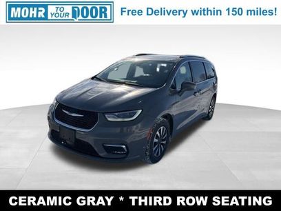 Used 2021 Chrysler Pacifica Touring-L