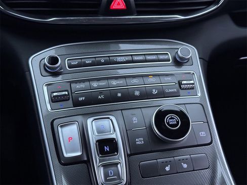 Used 2023 Hyundai Santa Fe SEL image 13