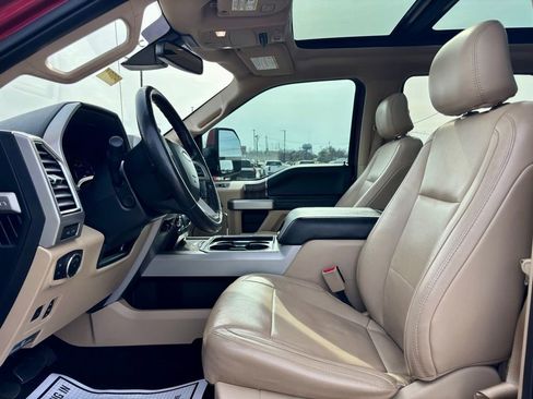 Used 2017 Ford F250 Lariat w/ Lariat Ultimate Package image 14