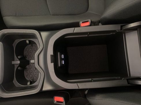 Used 2023 Toyota RAV4 LE image 10