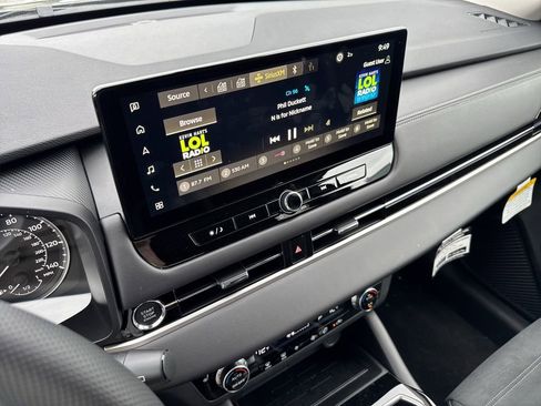 New 2026 Mitsubishi Outlander SE AWD/4WD image 11