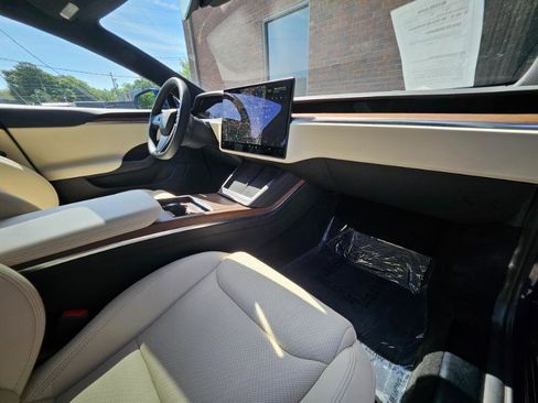 Used 2023 Tesla Model S AWD/4WD image 57