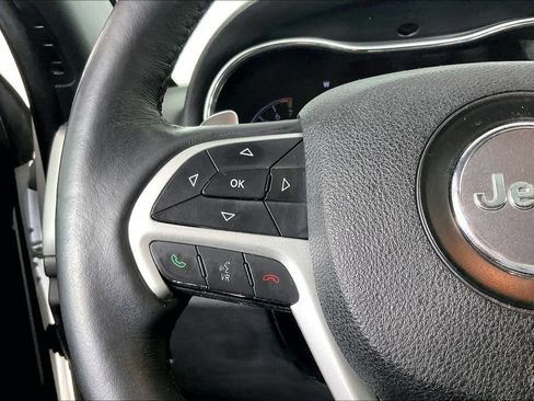 Used 2015 Jeep Grand Cherokee Altitude RWD image 24
