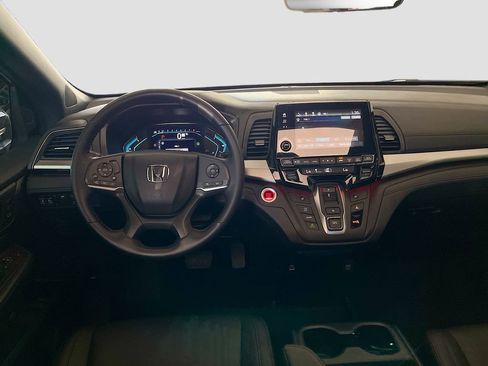 Used 2023 Honda Odyssey Sport image 23