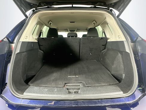 Used 2025 Nissan Rogue SV AWD/4WD image 27