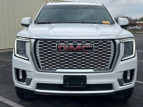 Used 2023 GMC Yukon Denali w/ LPO, Floor Liner Package image 2