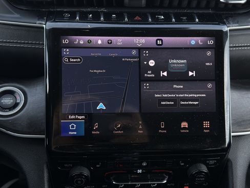 Used 2023 Jeep Grand Cherokee L Limited image 23