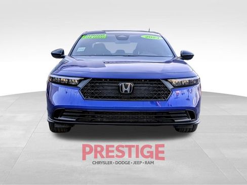 Used 2024 Honda Accord Sport image 3