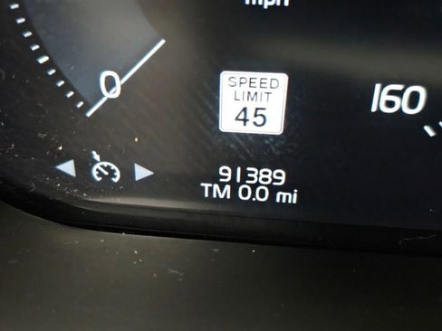 Used 2021 Volvo XC60 T5 Inscription w/ Protection Package Premier image 30