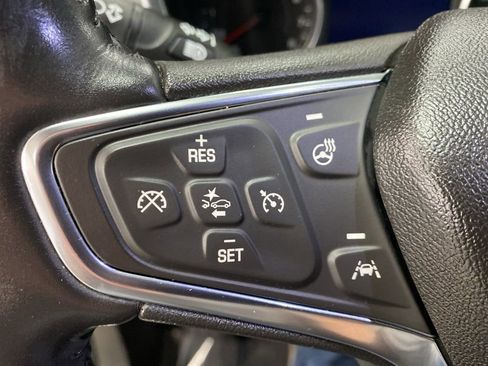 Used 2020 Chevrolet Equinox Premier image 36