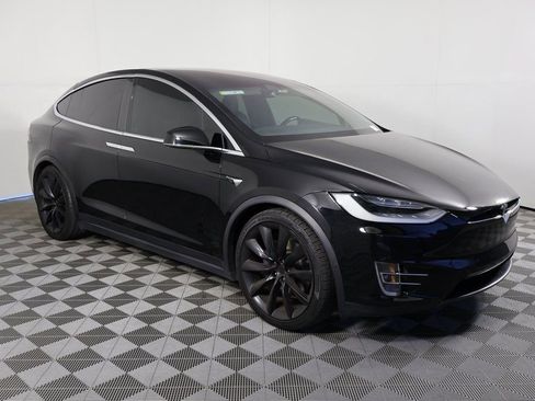 Used 2021 Tesla Model X Long Range image 3
