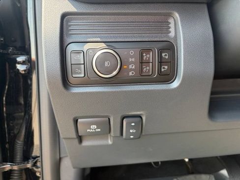 Certified 2026 Ford F350 Platinum AWD/4WD image 22