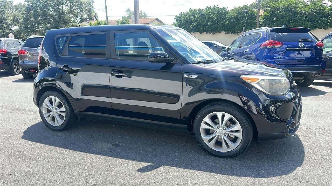 Used 2016 Kia Soul + FWD image 7