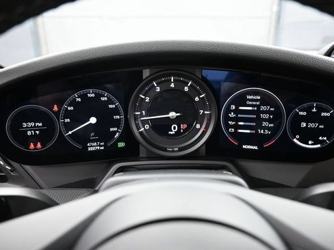 Certified 2022 Porsche 911 Carrera RWD image 18