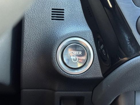 Certified 2025 Lexus ES 300h w/ Premium Package image 33