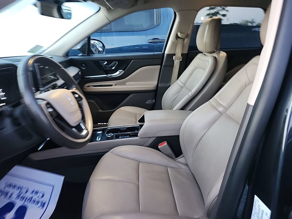Used 2020 Lincoln Corsair Reserve w/ Elements Package AWD/4WD image 3