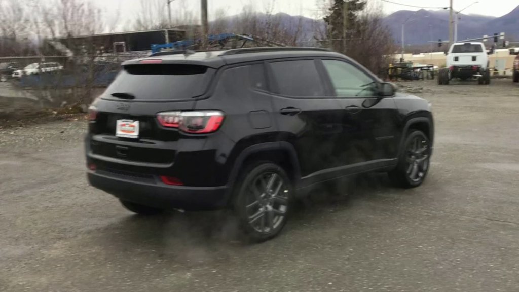 New 2026 Jeep Compass Limited w/ Sun, Sound & Navigation Group AWD/4WD image 8