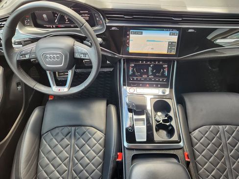 Used 2020 Audi SQ8 Prestige w/ Prestige Package AWD/4WD image 26
