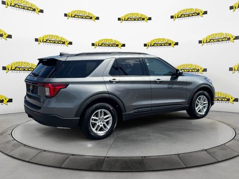 New 2026 Ford Explorer Active RWD image 6