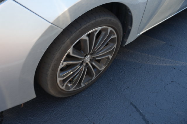 Used 2015 Toyota Corolla S FWD image 9