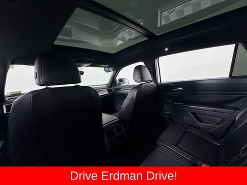 Used 2020 Volkswagen Atlas Cross Sport SE w/ Panoramic Sunroof Package FWD image 10