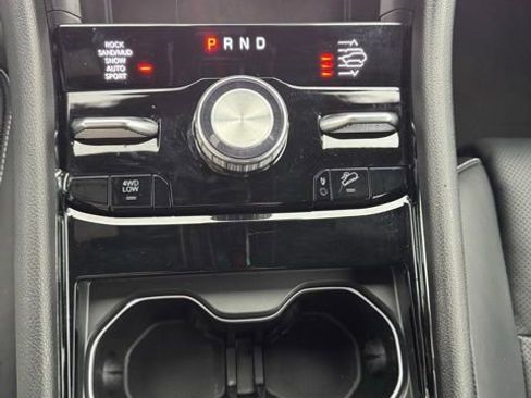 New 2024 Jeep Grand Cherokee Overland w/ Advanced Protech Group III image 33