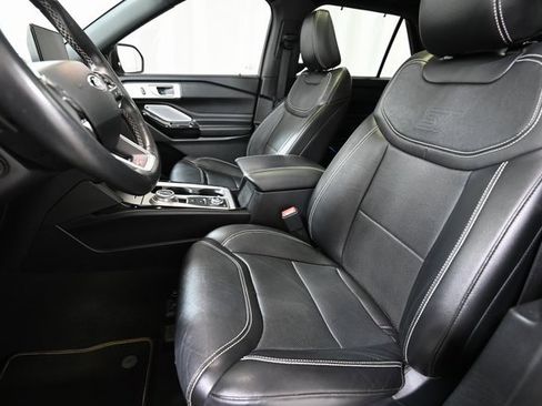 Used 2021 Ford Explorer ST w/ Equipment Group 401A image 8
