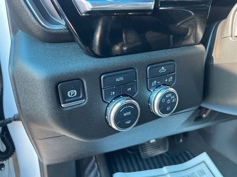 Used 2025 GMC Sierra 1500 Elevation w/ Preferred Package AWD/4WD image 13
