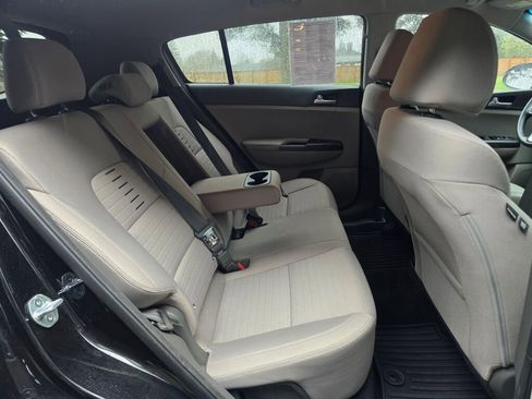 Used 2018 Kia Sportage LX image 21