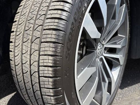 Used 2019 Volkswagen Tiguan S AWD/4WD image 11