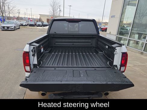 Certified 2025 Honda Ridgeline Black Edition image 25