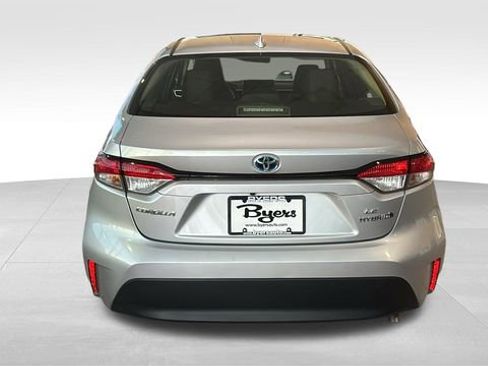 Used 2024 Toyota Corolla LE image 29