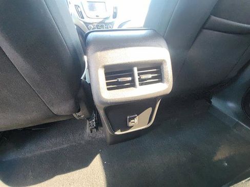 Used 2024 Chevrolet Equinox LS w/ LS Convenience Package FWD image 17