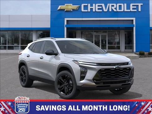 New 2026 Chevrolet Trax ACTIV w/ Sunroof Package FWD image 7