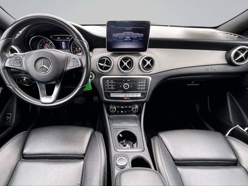 Used 2018 Mercedes-Benz CLA 250 image 16