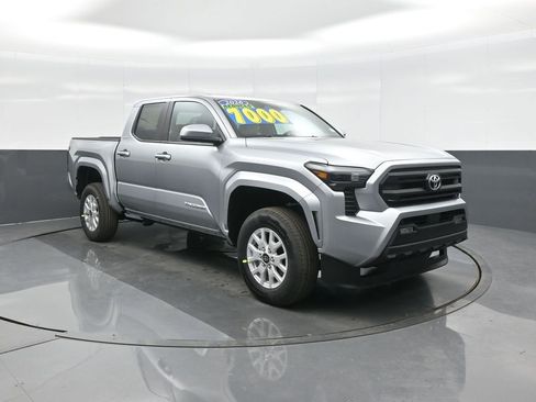 New 2026 Toyota Tacoma SR5 image 1