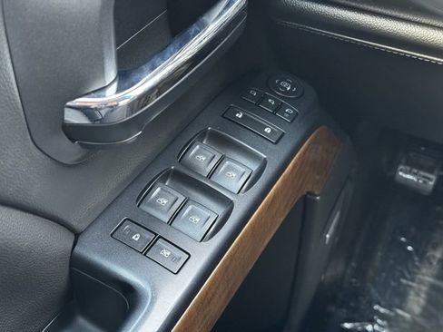 Used 2018 Chevrolet Silverado 1500 LTZ w/ Sport Package image 29