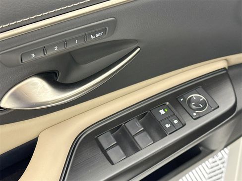 Used 2019 Lexus ES 350 image 21