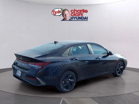 New 2026 Hyundai Elantra Sport FWD image 5