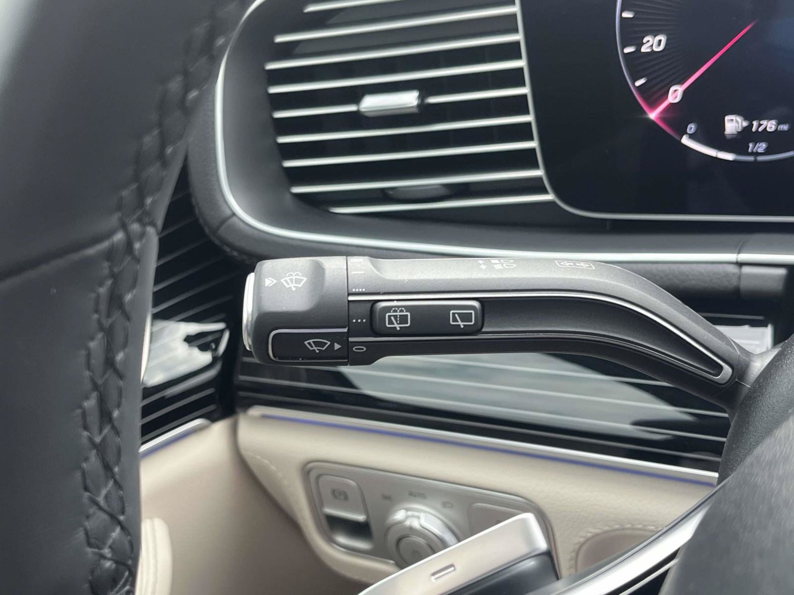 Certified 2024 Mercedes-Benz GLE 450e 4MATIC image 43