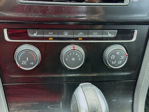 Used 2017 Volkswagen GTI Sport image 12