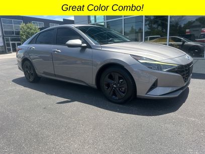 Used 2021 Hyundai Elantra SEL w/ Convenience Package