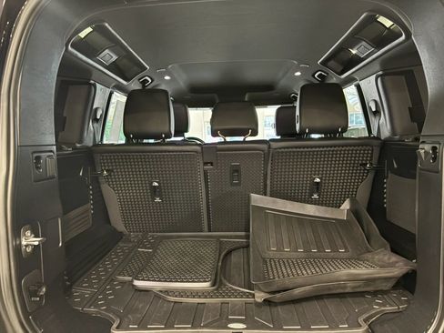 Used 2023 Land Rover Defender 110 S AWD/4WD image 55