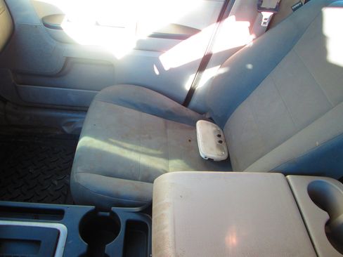 Used 2009 Ford Escape XLS image 10