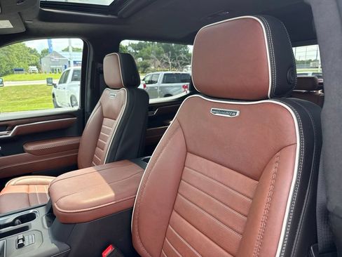 Used 2025 GMC Sierra 1500 Denali Ultimate AWD/4WD image 20