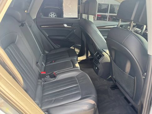 Used 2018 Audi Q5 2.0T Premium AWD/4WD image 33