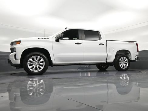 Used 2020 Chevrolet Silverado 1500 Custom w/ Custom Value Package AWD/4WD image 30