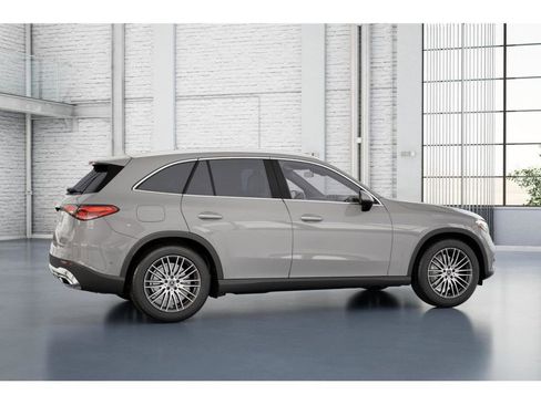 New 2026 Mercedes-Benz GLC 300 4MATIC image 18